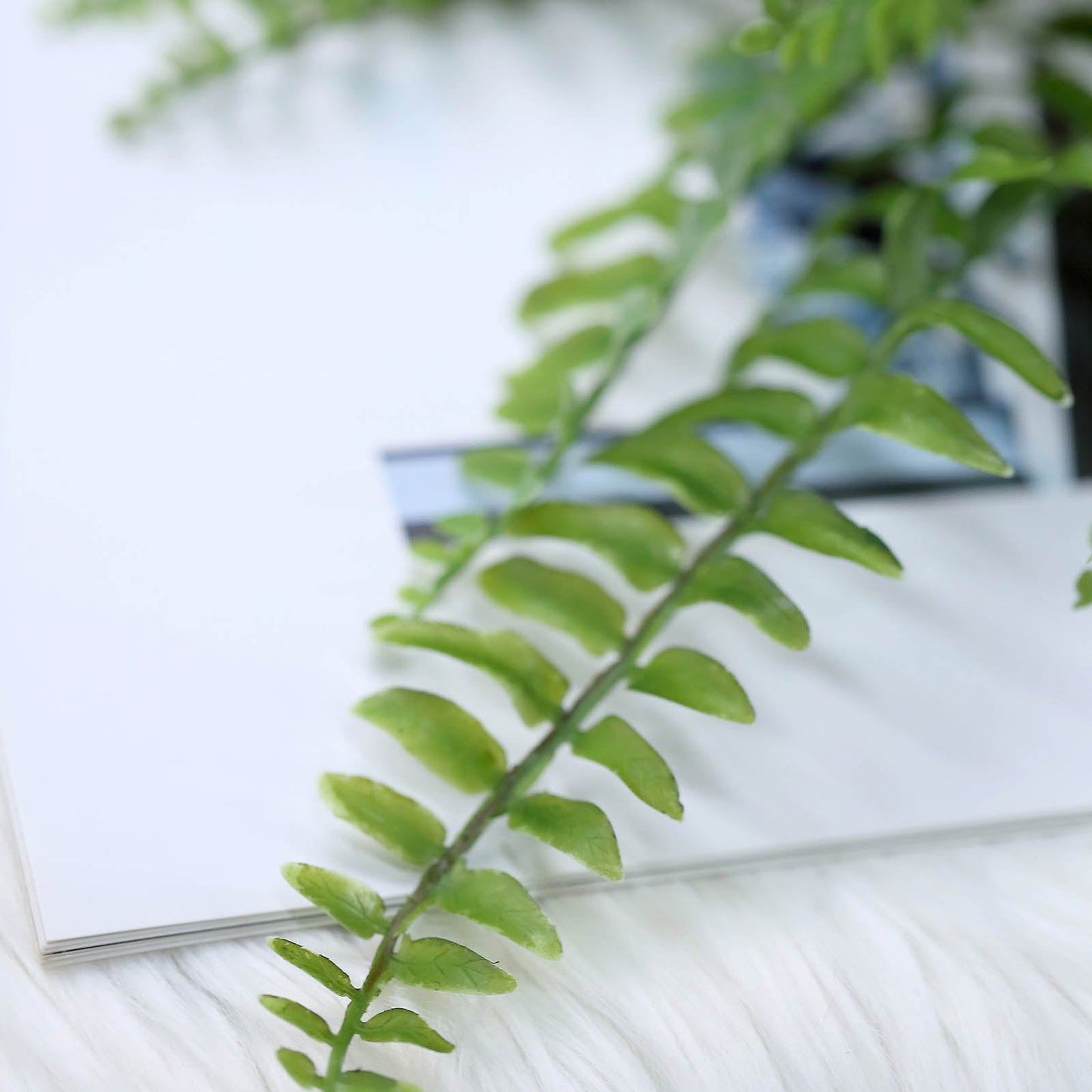 Artificial Boston Fern Green Leaf Plant, Premium Real Touch Indoor Spray 20"