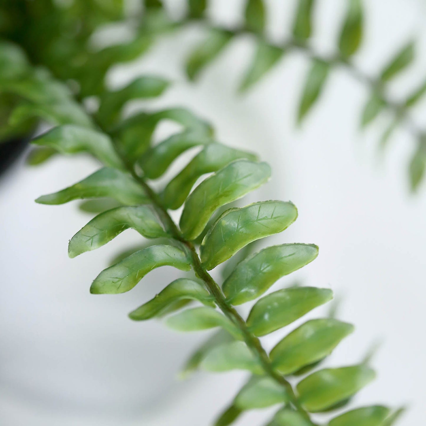 Artificial Boston Fern Green Leaf Plant, Premium Real Touch Indoor Spray 20"