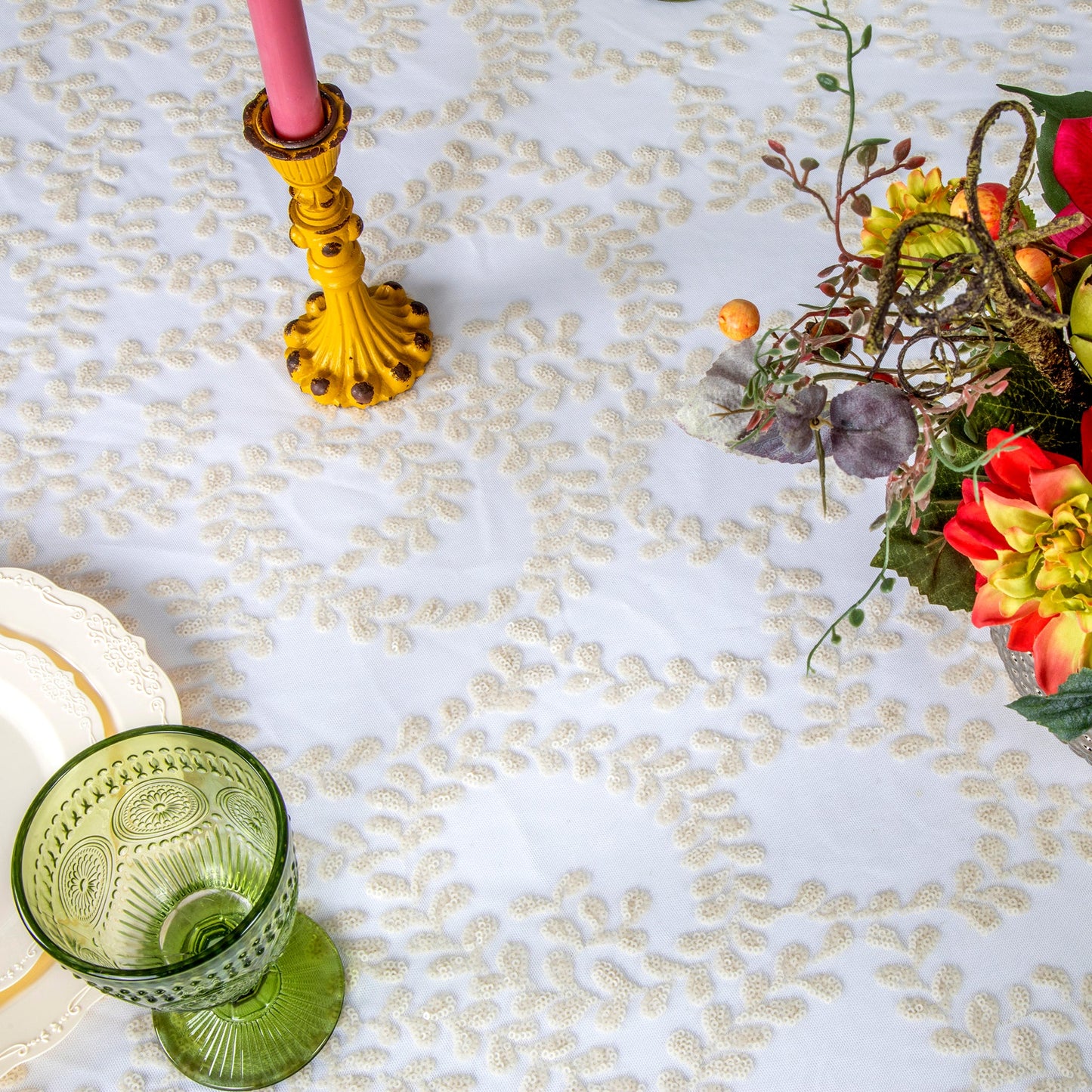Sequin Vine Tablecloth Overlay 120" Round - Light Ivory/Off White